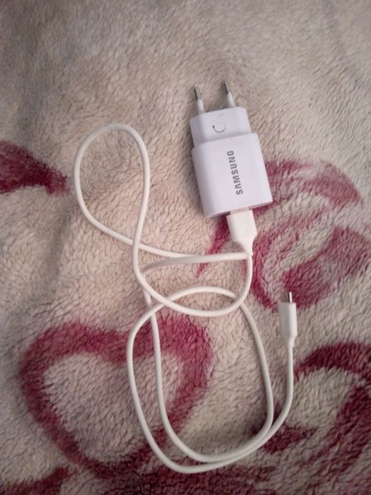 Продам телефон за 20000тг...