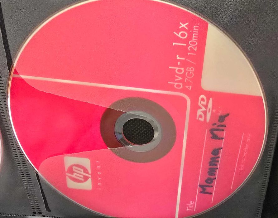 6 DVD-uri cu filme de colectie