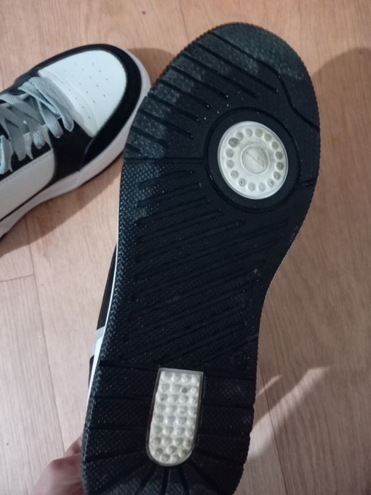 Кросовки 38 размера