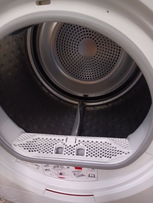 Сушилня с термопомпа Аег Aeg Series 8000 А+++  9кг. 2 години гаранция!