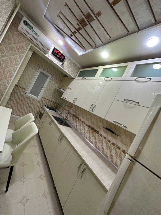 продается 4/2/9
на: ЛАБЗАК улица