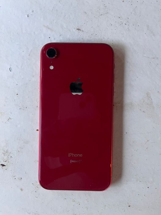 продам iPhone xr