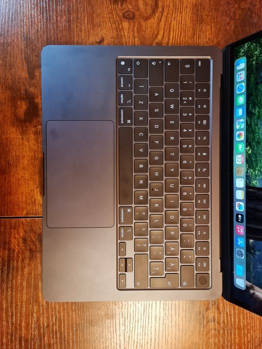 MacBook Air 2022 M2 8core 256GB SSD 8GB  13.6 Retina Display IMPECABIL