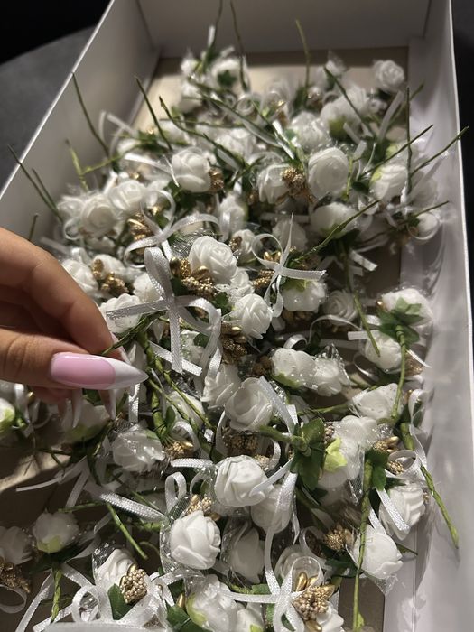 ръчно изработени цветенца за сватба