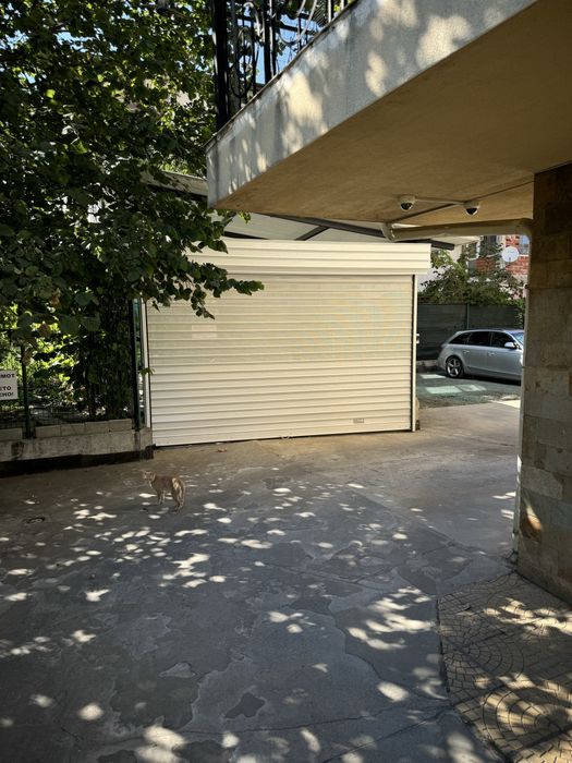 Дава се под наем Гараж / Паркомясто в София, Витоша - 20 кв.м за 153 € - Снимка #1