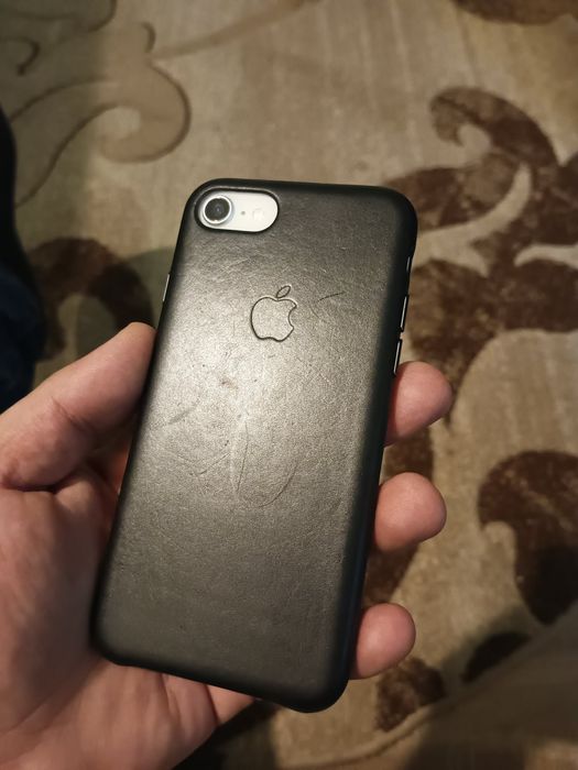iPhone SE 2020 ca nou