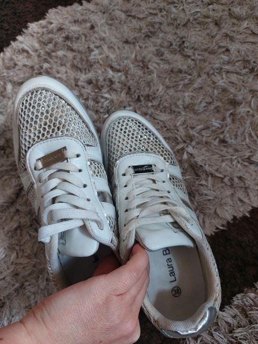 Дамски обувки Laura biagiotti