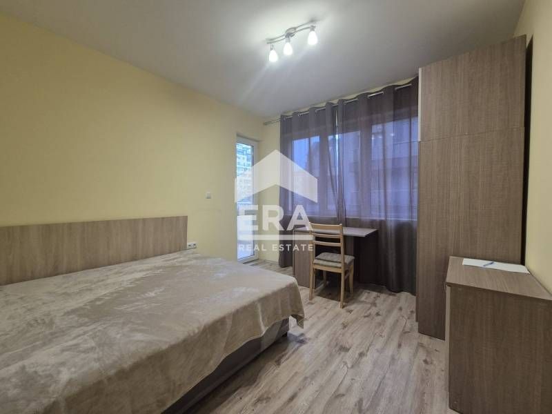 Дава се под наем Двустаен апартамент в София, Зона Б-19 - 65 кв.м за 638.01 € - Снимка #2