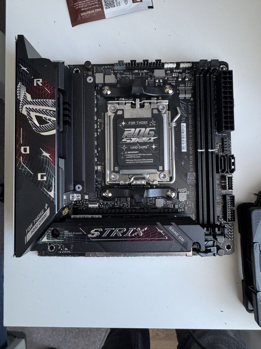 ROG STRIX B850-I GAMING WIFI - гаранция до 02.2029