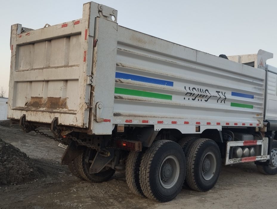 HOWO T5G 400 sotiladi