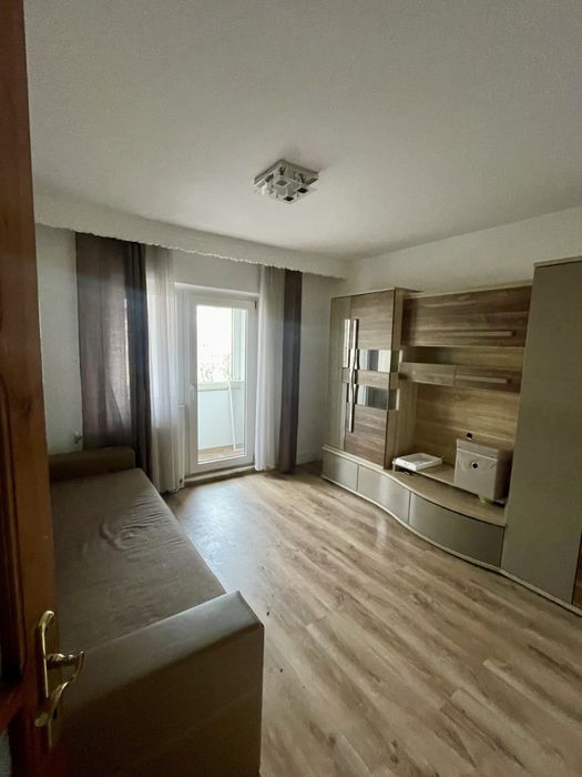 Apartament 4 camere  - Str. Bogdan Voda nr. 1