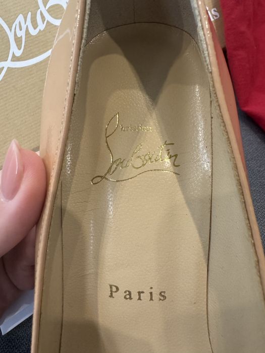 Christian Louboutin So Kate високи токчета