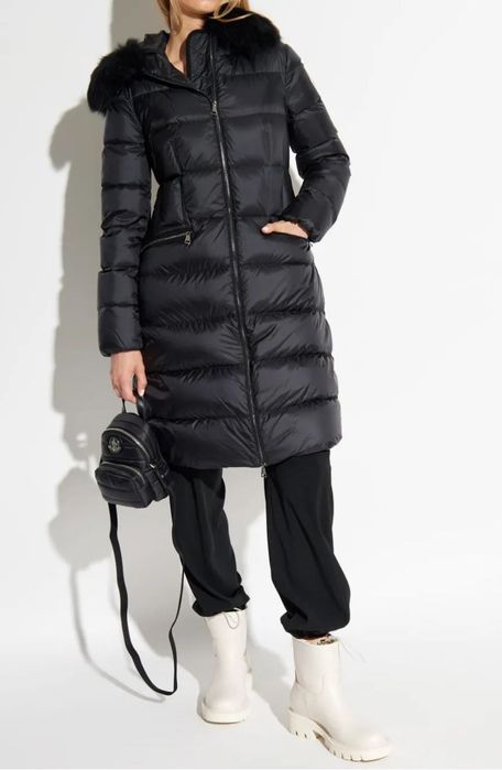 Длинный пуховик Moncler оригинал