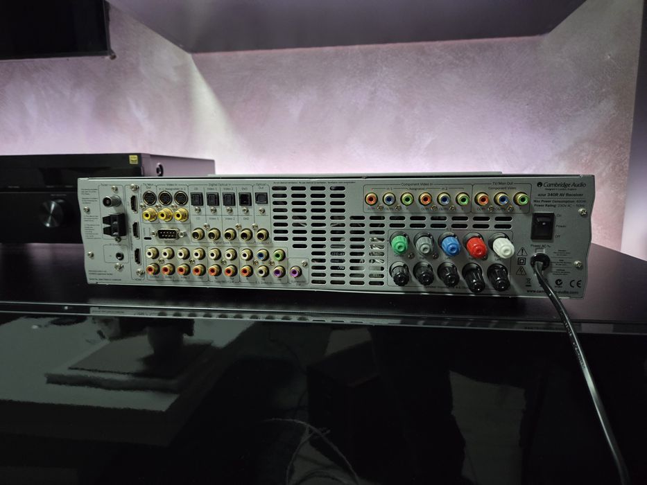 Amplificator/Receiver/statie Cambridge Audio Azur 340R