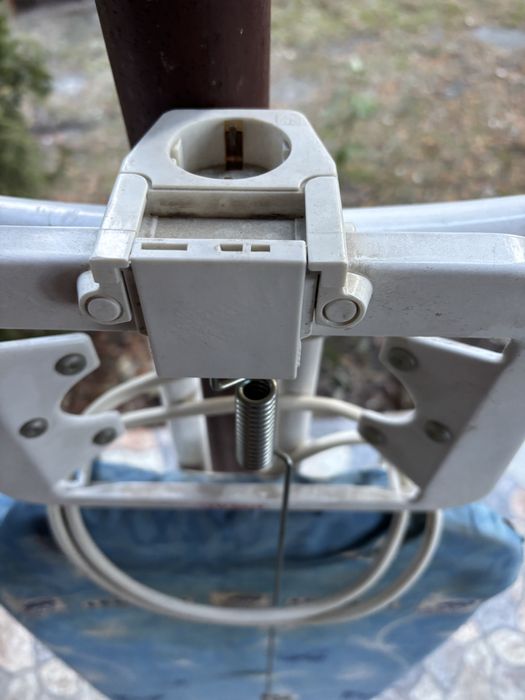 Masa de calcat cu priza+statie de calcat