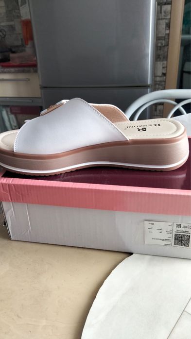 Летняя женская обувь.