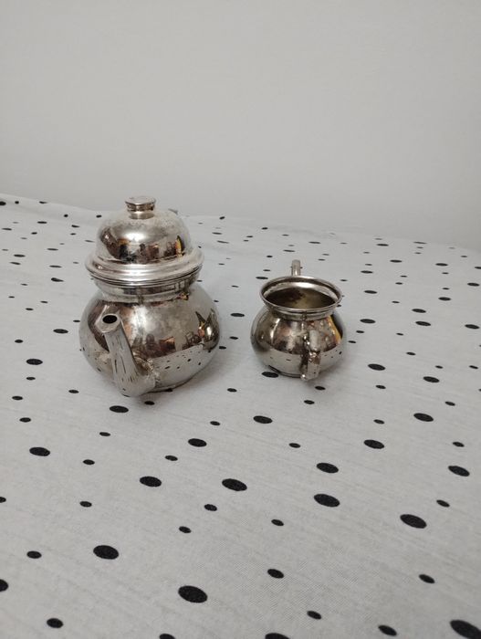 Set vechi suflat cu argint