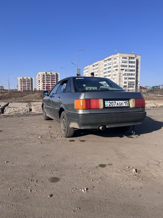 Продам Ауди 80 б3