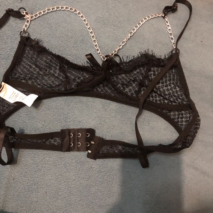 продам бюстгалтер новый