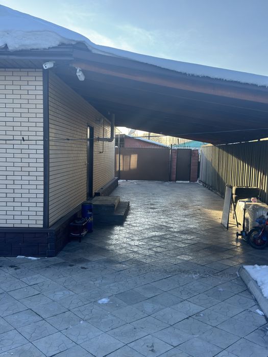 Продам бгоустрокный дом на хуторе.