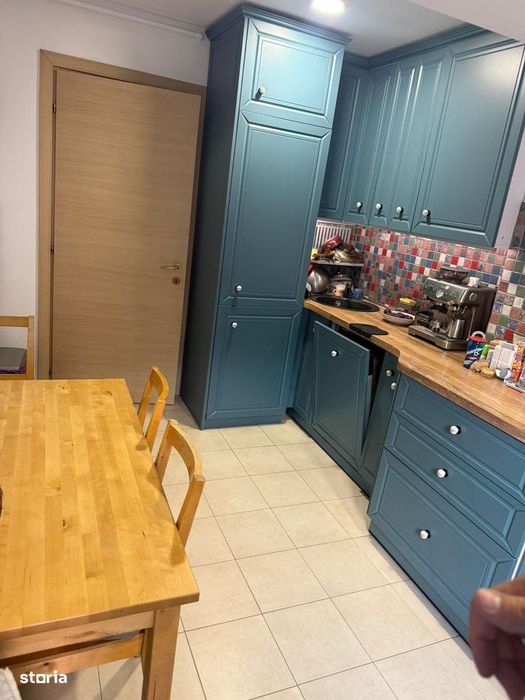 Apartament 3 camere, balcon, gata de utilizare