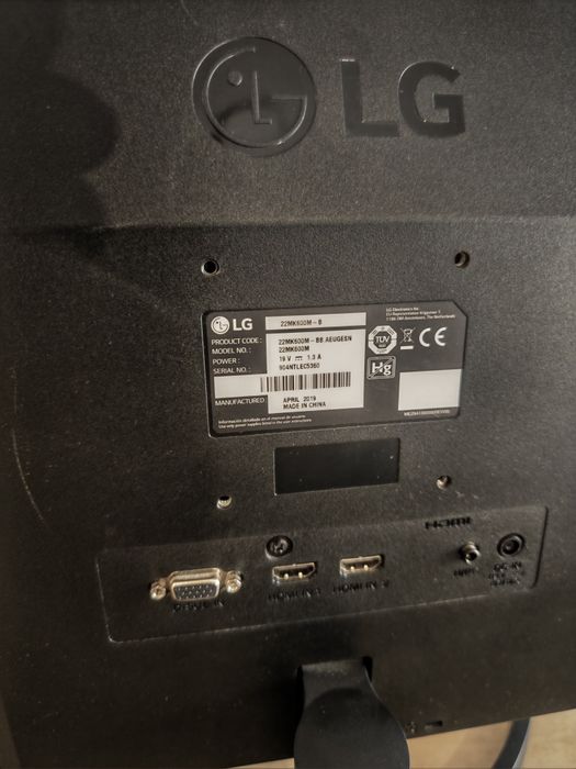 Монитор LG 22 инча