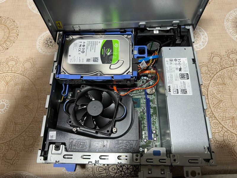 Компютър - Dell i7  6400