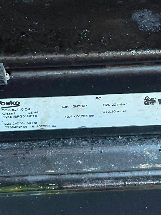 Aragaz Beko – 4 ochiuri, cuptor pe gaz, stare foarte bună