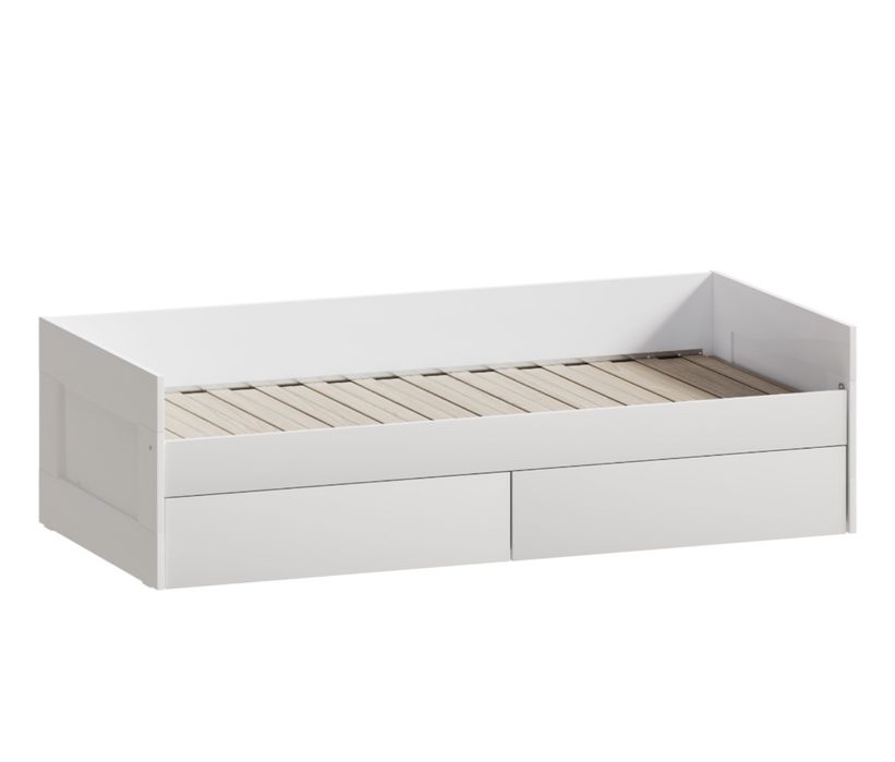 Кровать и матрас