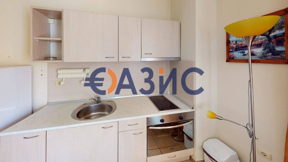 Продава се Тристаен апартамент в к.к. Слънчев бряг - 74 кв.м за 973 €/кв.м - Снимка #6
