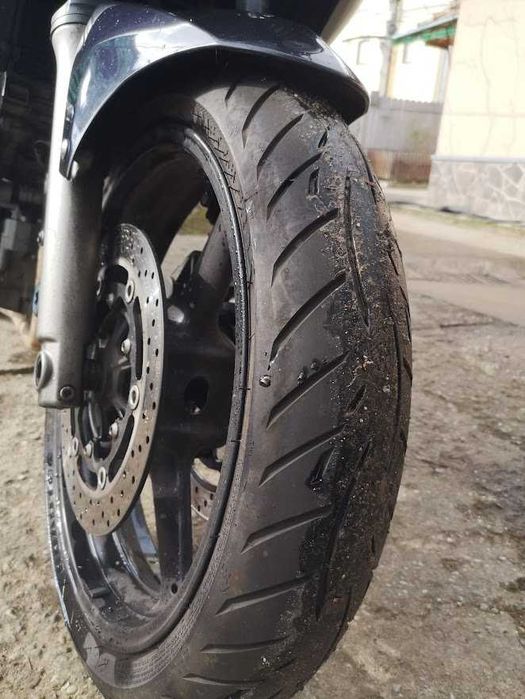 Motocicleta Yamaha TDM 900
