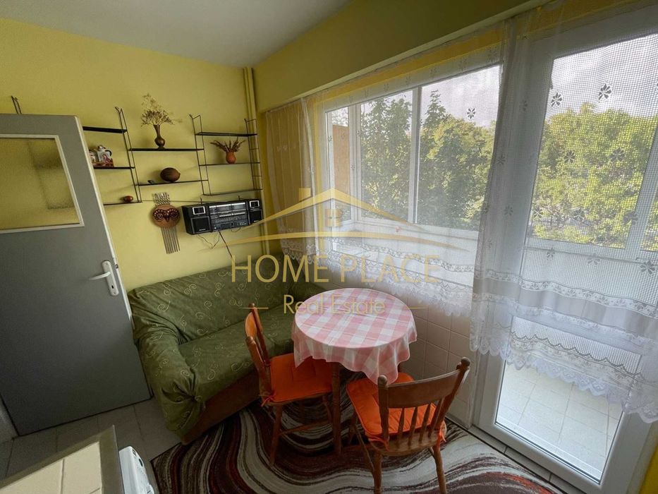 Дава се под наем Тристаен апартамент в Варна, Левски - 65 кв.м за 382.5 € - Снимка #1