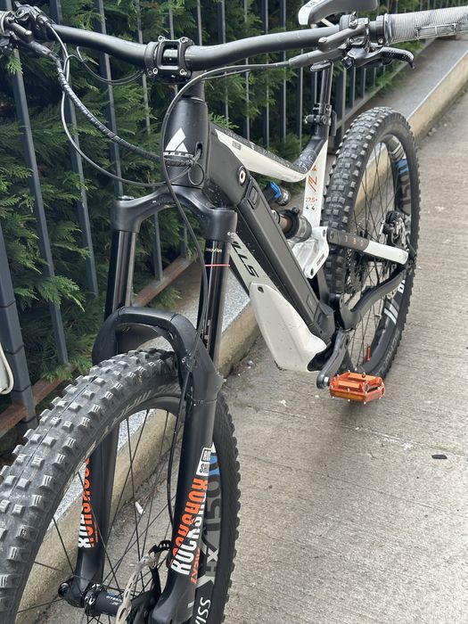 Електрически велосипед 750wha Bulls Evo E-core  di2 27.5+