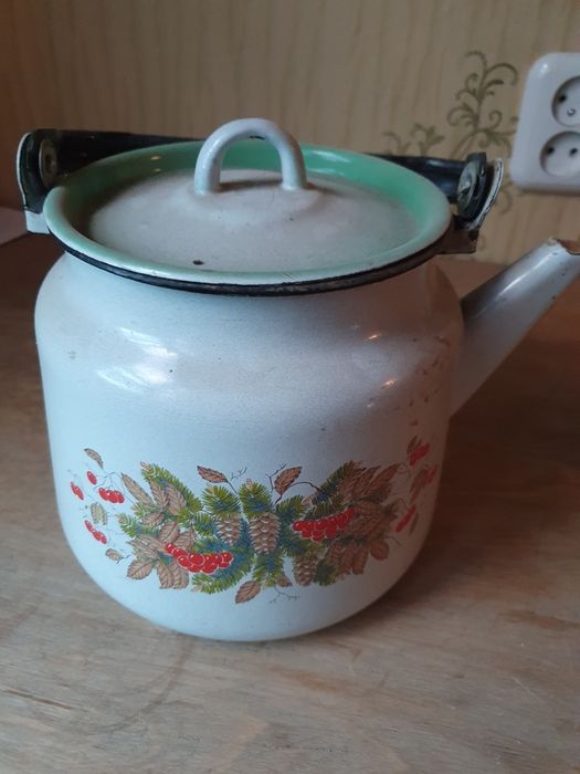 Продаю чайники ,,