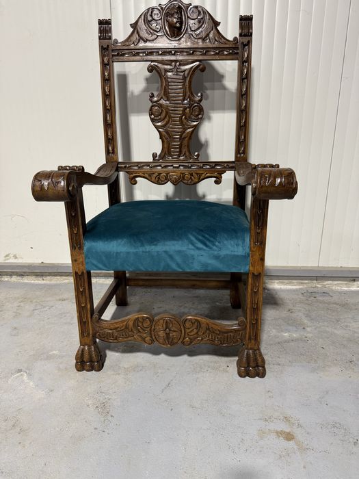 Fotoliu deosebit din lemn masiv, reconditionat