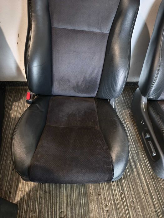 Interior piele/alcantara Toyota Avensis T25 2004-2009