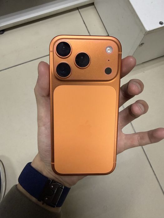 17 Pro 256GB ESIM