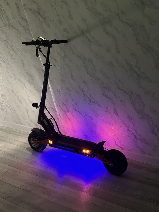 Продаю электосамокат Joyor T10