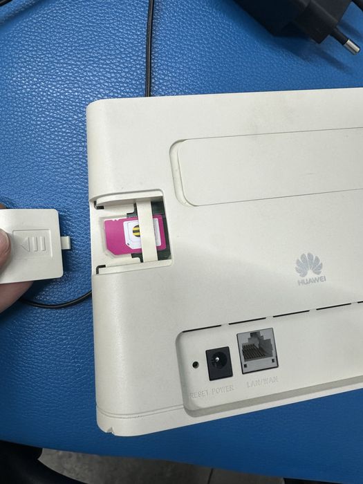 Модем Huawei B3-11 маршрутизатор
