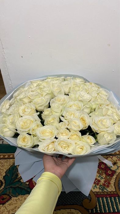 51 штук розы свежый