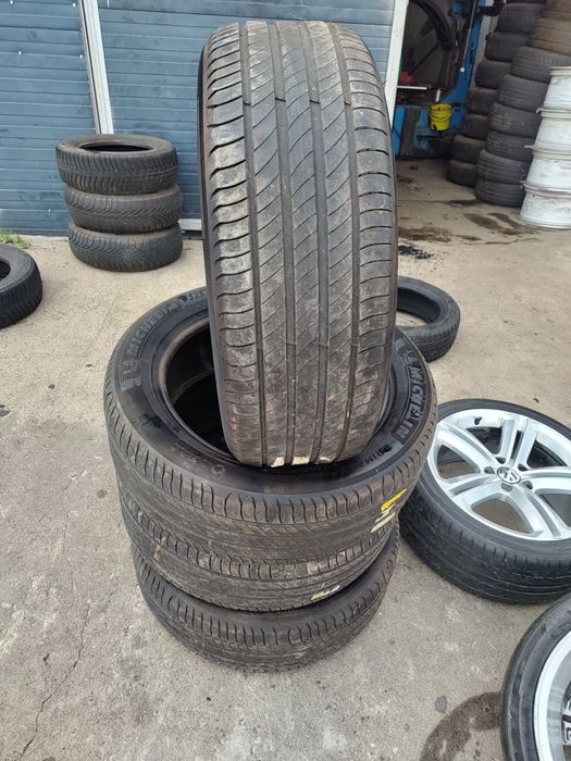 225 55 18 Michelin