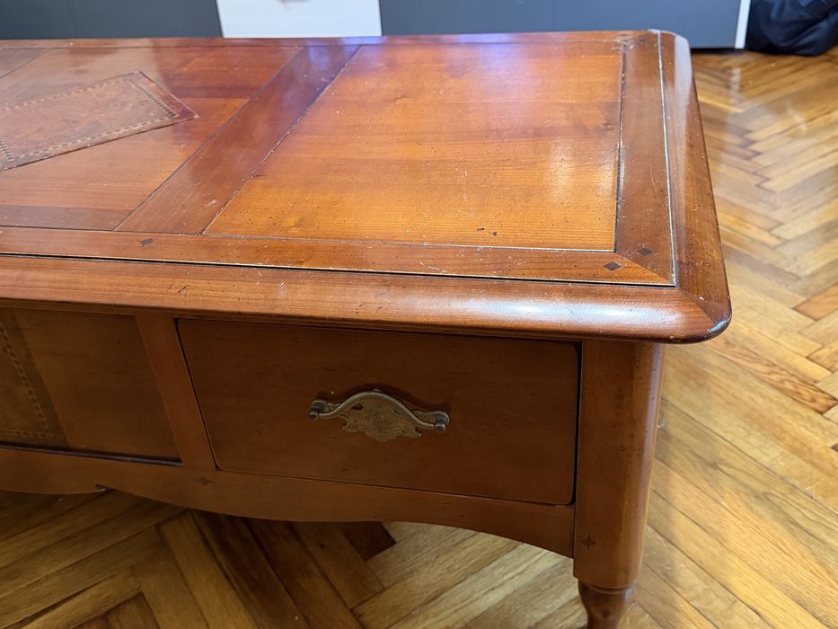 Masa cafea din Lemn Masiv cu instertii maslin Si compartiment Secret