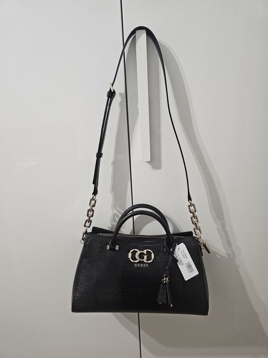 Нова чанта GUESS