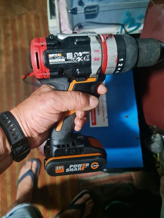 Bormașină WORX 20v