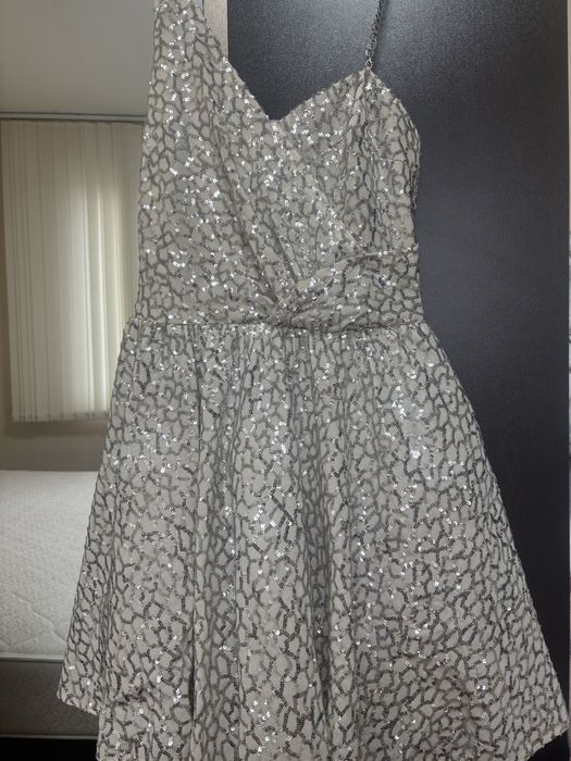 Официална рокля, размер М