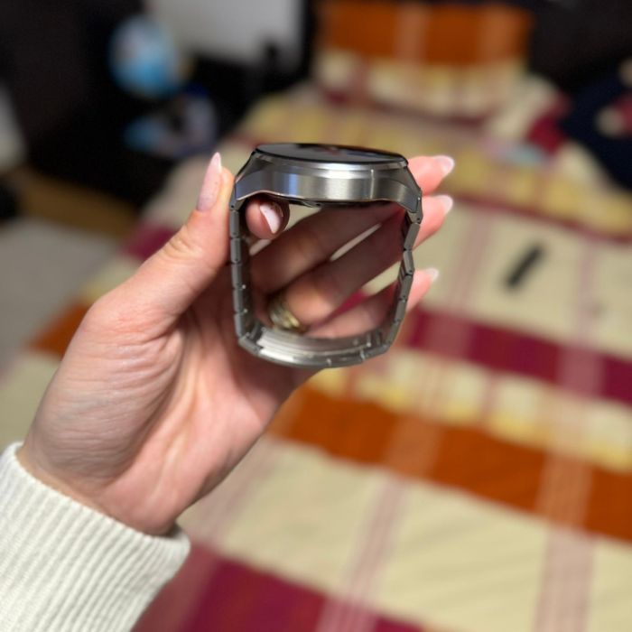 Vând Huawei watch 4 pro