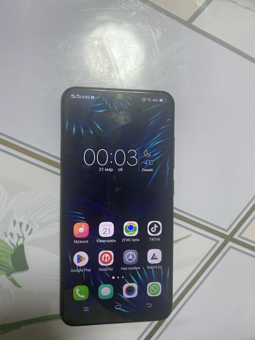 Срочно продам телефон