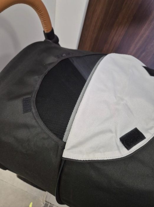 Carucior Lionelo folosit putin