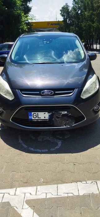 Vând Ford C-max an fabricație 2013