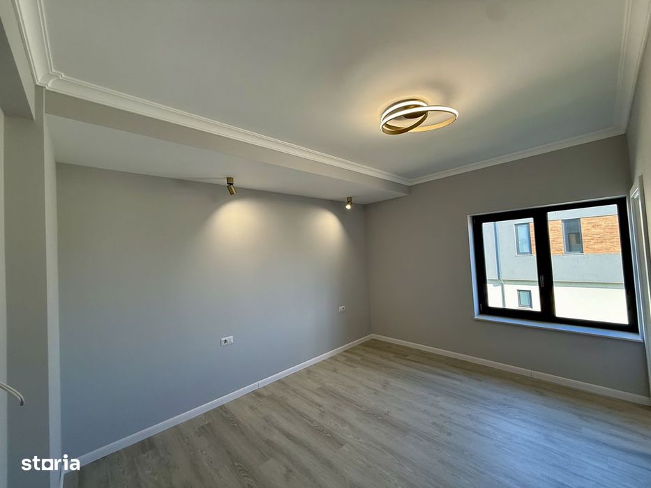 Casa zona Selgros Capsunarie Damila